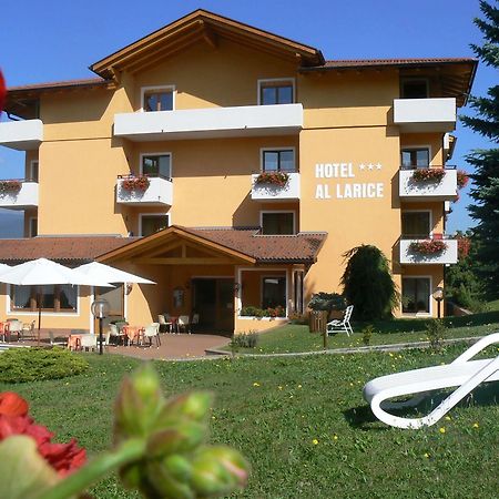 Hotel & Appartamenti Al Larice Ronzone Exterior foto